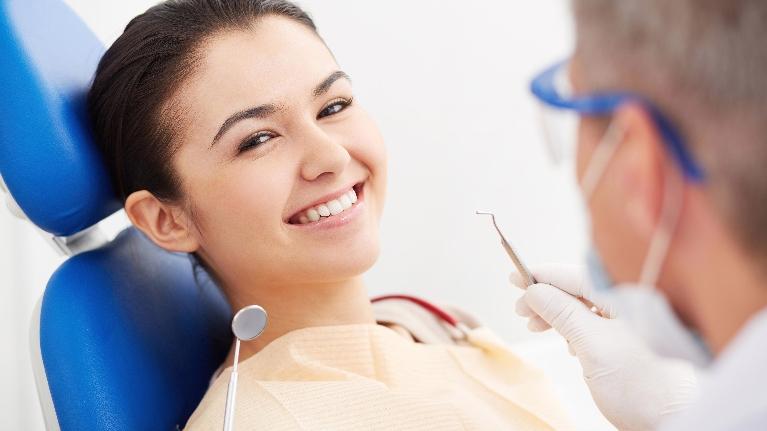 Dentist Fayetteville AR | Dental Blog | Female Dental Patient